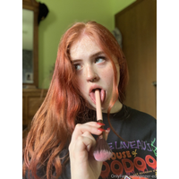 ginger-ed-20-03-2020-26549214-I accidentally spit this makeup brush out-rAWkRYSL.jpg